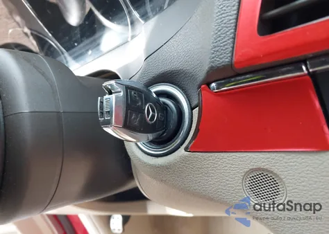 2010 Mercedes-Benz E 350 from USA, damaged, VIN WDDKJ5GB8AF015232